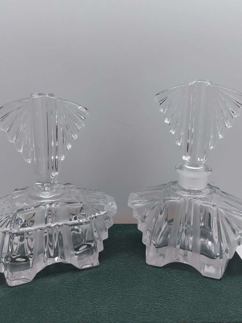 Vintage Art Clear Glass Trinket Pot & Perfume Bottle Vanity Decor